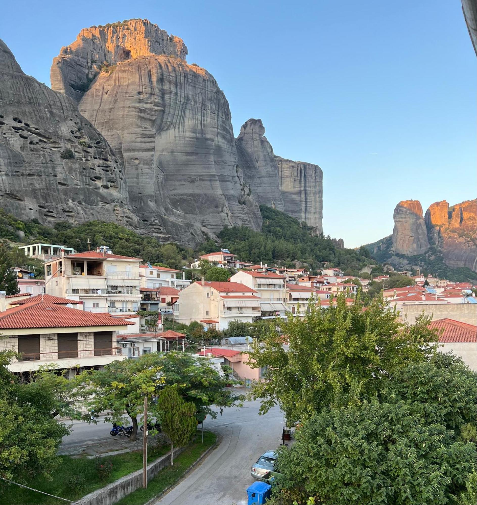 Grand View Suites Meteora Kalabáka Exterior foto